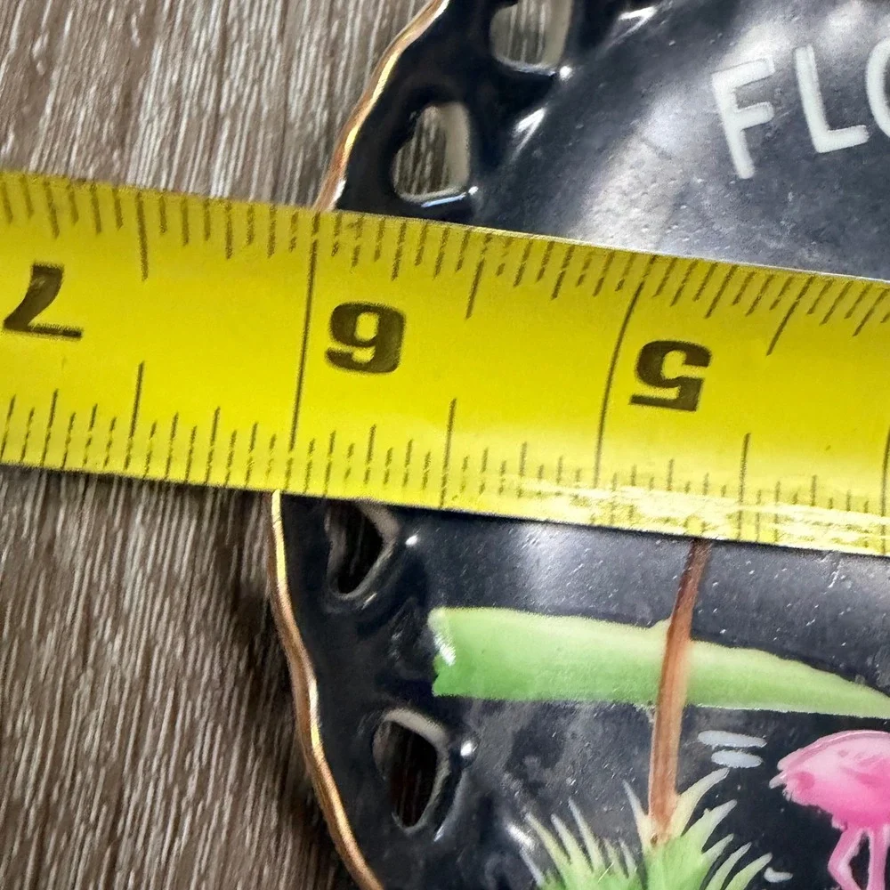 Vintage Florida Souvenir Plate Heart Shaped Flamingo Tropical Black Gold Rim 6